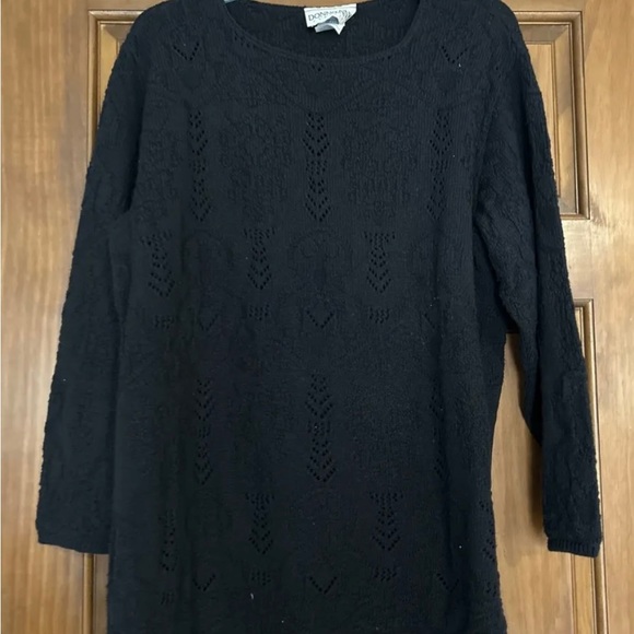 Donnkenny Black Pullover Sweater With DesignsWomen Petite Large (1104a) - Picture 2 of 5